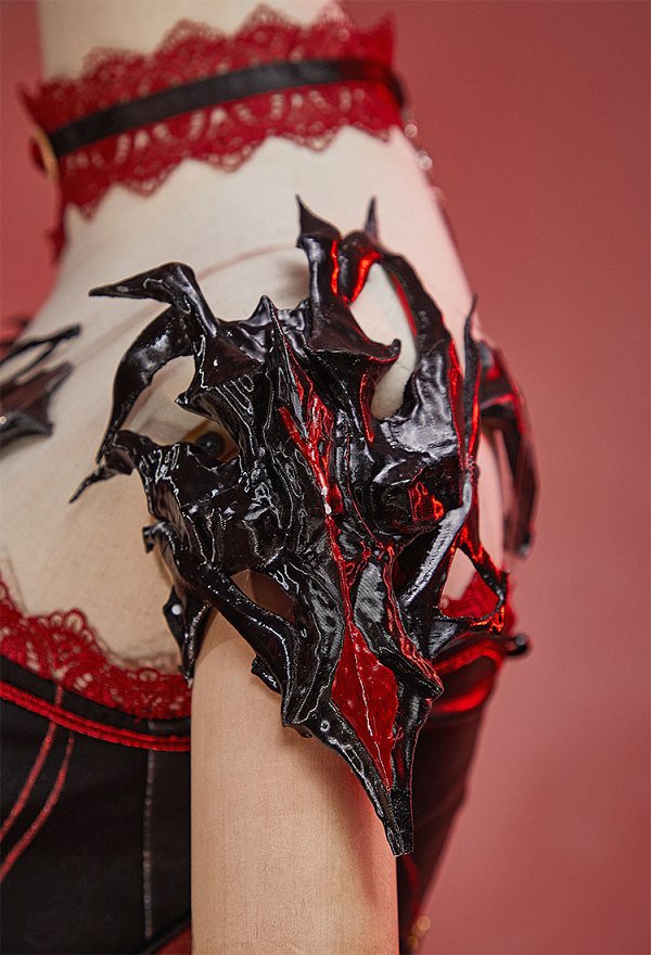 恋と深空 ヒロイン 深紅の熱情 コスプレ 肩甲道具