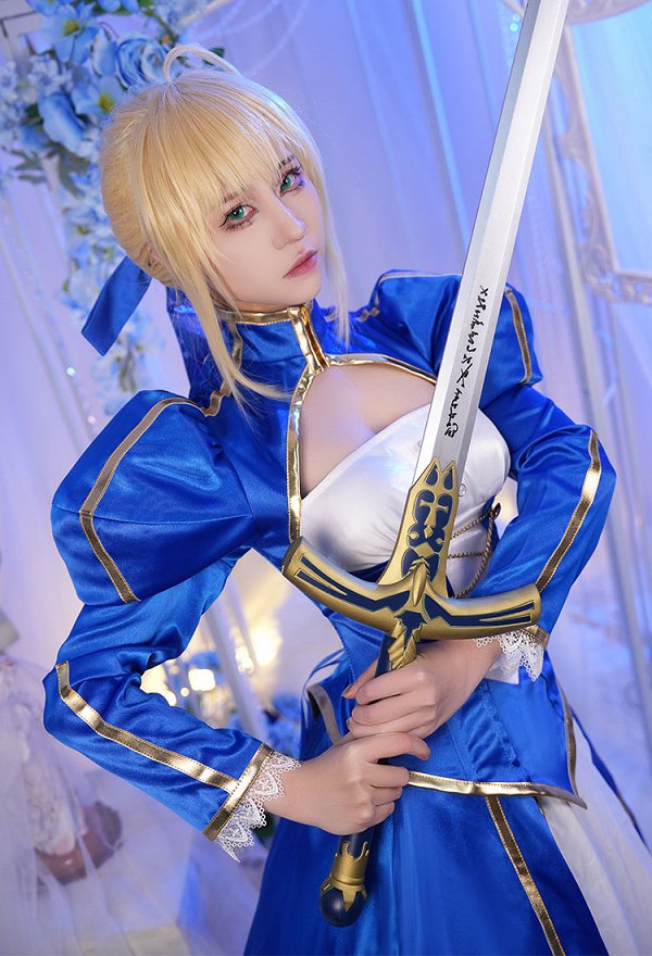【更新版】Fate/stay night セイバー コスプレ 衣装 【更新版】Fate/stay night セイバー コスプレ 衣装