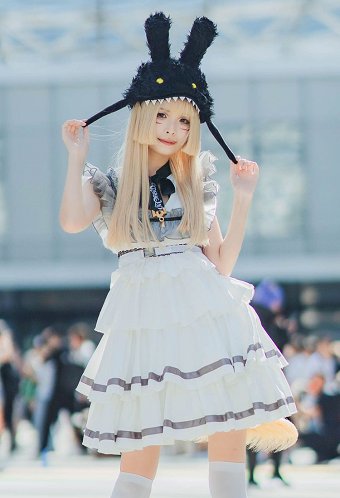 ファイナルファンタジーXIV「クウェインチュレル・ラッフルドレス」 コスプレ 衣装