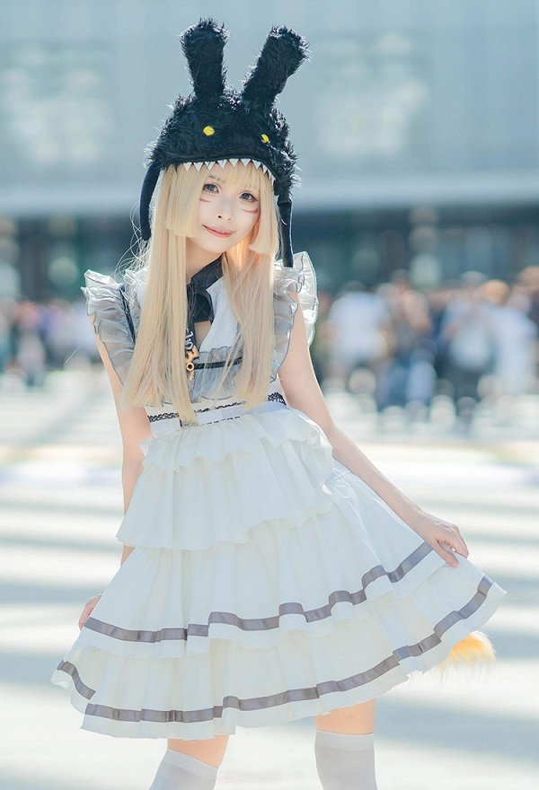 ファイナルファンタジーXIV「クウェインチュレル・ラッフルドレス」 コスプレ 衣装