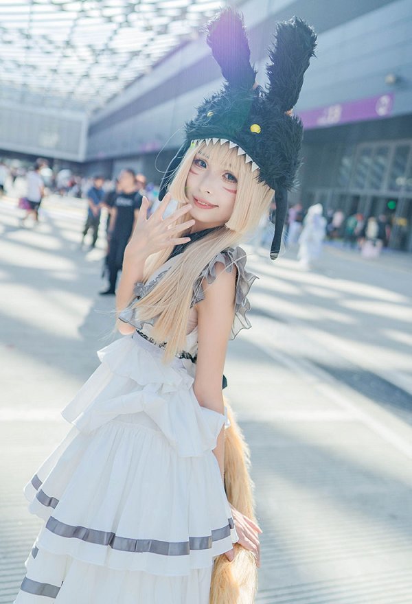 ファイナルファンタジーXIV「クウェインチュレル・ラッフルドレス」 コスプレ 衣装