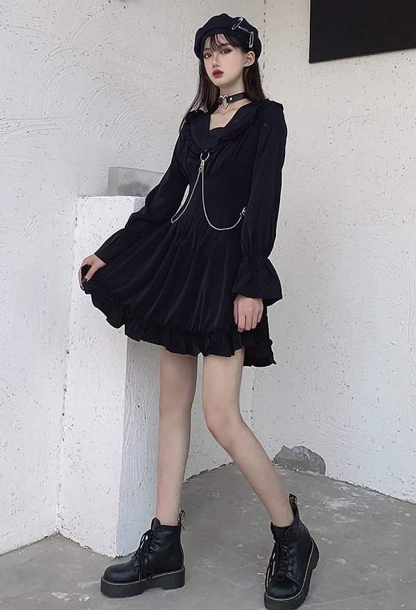 暗黒ゴシック日系少女ワンピース 暗黒ゴシック日系少女ワンピース