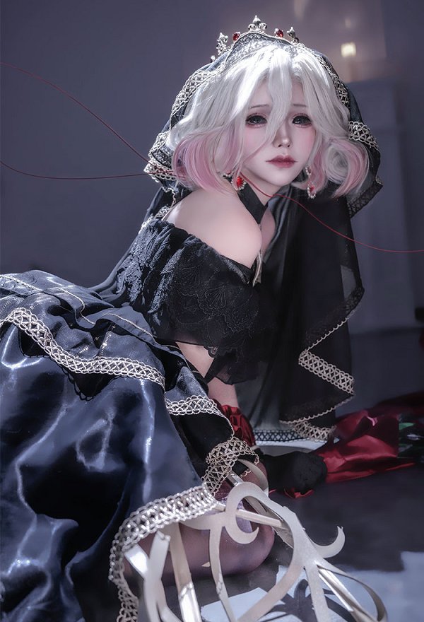 Identity V 第五人格 アクリルスタンド 血の女王 マリー BLACK&WHITE チェス コスプレ 衣装 Identity V 第五人格 アクリルスタンド 血の女王 マリー BLACK&WHITE チェス コスプレ 衣装