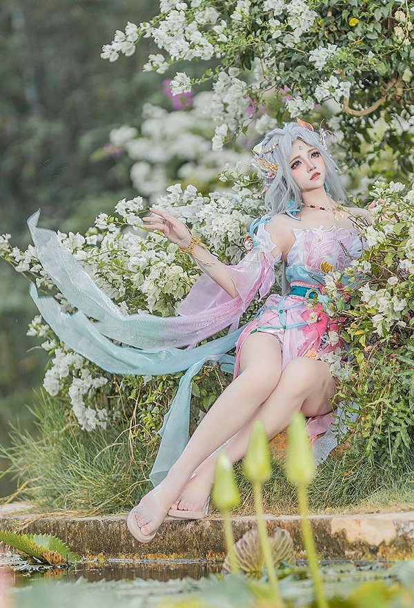 NARAKA: BLADEPOINT 顧清寒 コスプレ 衣装