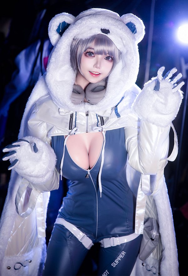 勝利の女神：NIKKE ネヴェ コスプレ 衣装