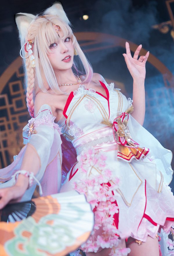 ナラカ:ブレードポイント NARAKA 土御門胡桃 櫻雲天女 コスプレ 衣装 ナラカ:ブレードポイント NARAKA 土御門胡桃 櫻雲天女 コスプレ 衣装