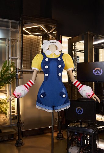 ハローキティ× オーバーウォッチ ジュノ コスプレ 衣装