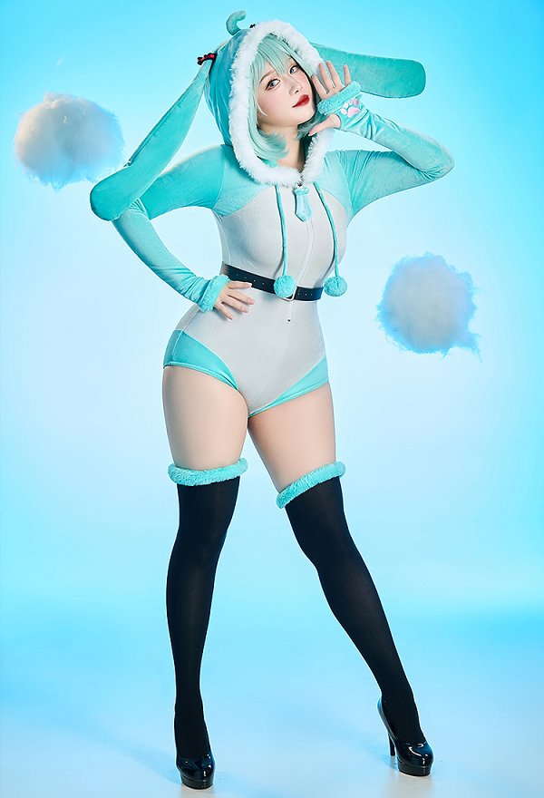 ミク コスプレ セクシー ぬいぐるみ ホームウェア ミク コスプレ セクシー ぬいぐるみ ホームウェア