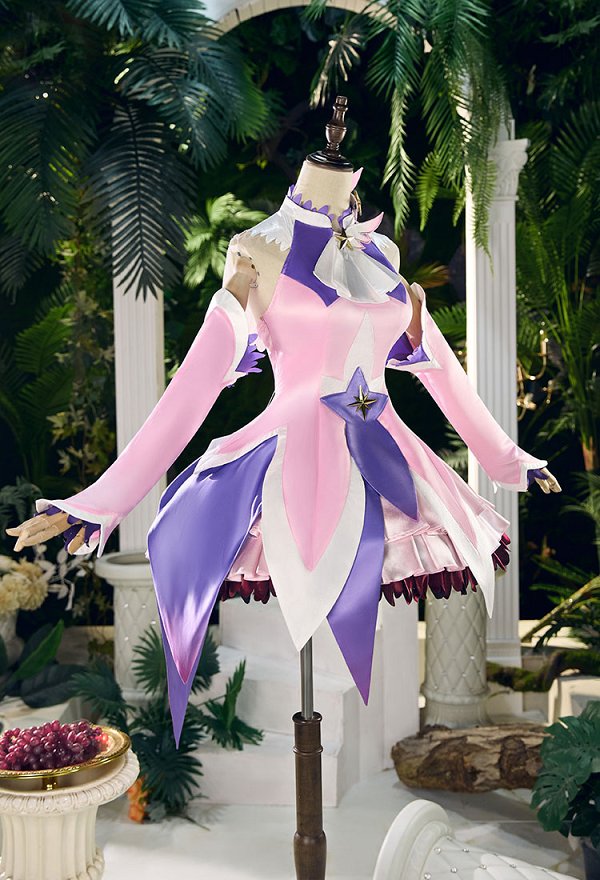 Fate/Grand Order イリヤスフィール・フォン・アインツベルン 霊基再臨3 コスプレ 衣装 Fate/Grand Order イリヤスフィール・フォン・アインツベルン 霊基再臨3 コスプレ 衣装