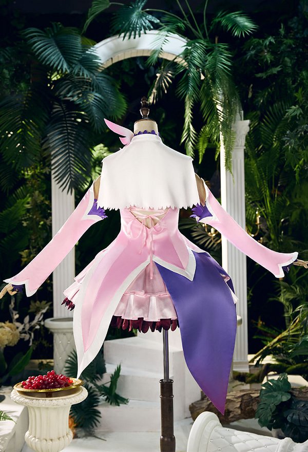 Fate/Grand Order イリヤスフィール・フォン・アインツベルン 霊基再臨3 コスプレ 衣装 Fate/Grand Order イリヤスフィール・フォン・アインツベルン 霊基再臨3 コスプレ 衣装