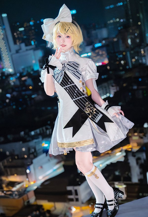 鏡音リン シンフォニー2024 コスプレ 衣装