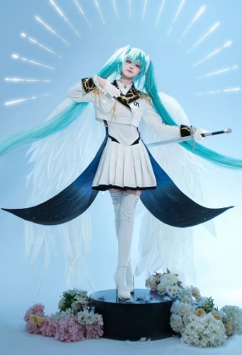 ミク x ウイングガンダムゼロEW （Art by neco） コスプレ 衣装